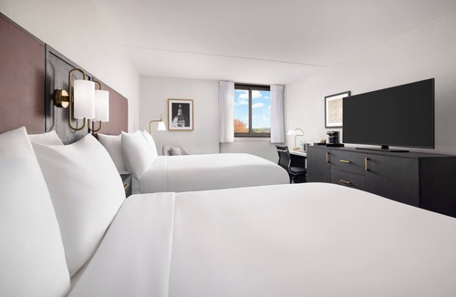 Concord Hotel | DoubleTree by Hilton Downtown Concord