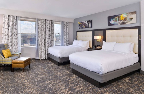 Utica Hotel | DoubleTree by Hilton Utica
