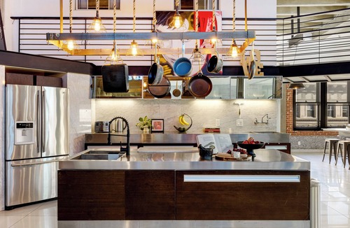 Historic Core House | DTLA Loft Rooftop Skyline Views Near Nightlife + Dining | Skyline Lofts