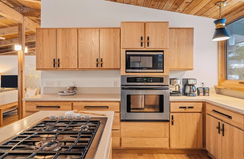 Northport House | Dune Ranch | Private Lake Michigan Beach + Fire Pit | Cathead Bay