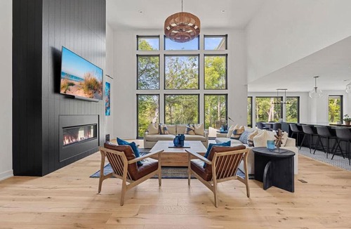 Stevensville House | Dunegrass Path by Juniper Holiday + Home