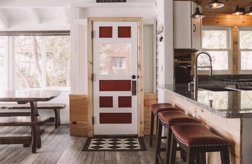 Moriah Center Cottage | Entire cottage in Ferrisburgh, Vermont