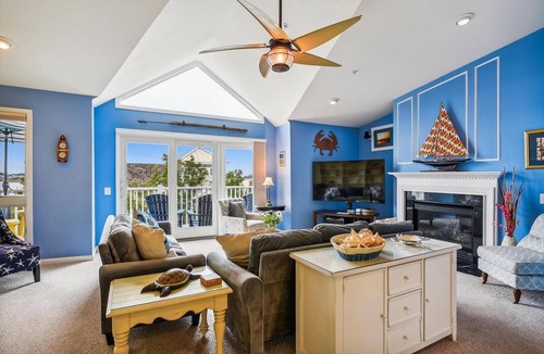 Bethany Beach Villa | Entire Villa with Gorgeous Bay Views and 5 minute Walk to the Beach
