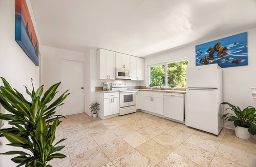Hidden Valley House | Experience La Jolla: 3 bedrooms, Hot Tub, Game Room and Beautiful Views