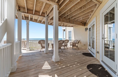 Holden Beach House | Experience oceanfront bliss at Inn Between, a spacious 6-bedroom getaway in Holden Beach.
