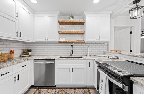 Anderson House | Experience Serenity on Broadway Lake in this beautiful 3 bedroom home