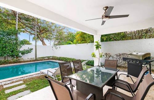 Venetian Islands Villa | Exquisite 6BR/3.5BBTH Villa