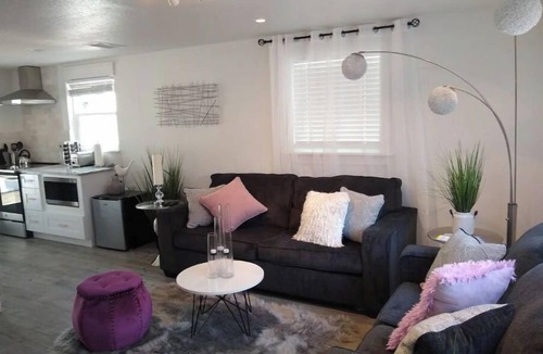 Courier City - Oscawana Apartment | Exquisite space | Dazzling nightlife in Hyde Park