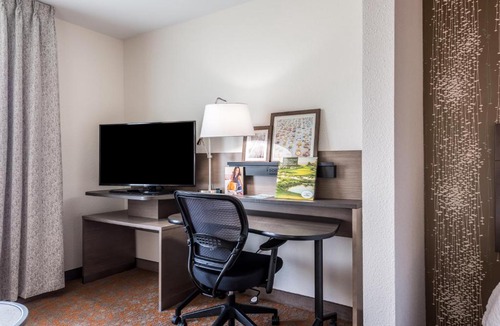 Stevensville Hotel | Fairfield Inn & Suites by Marriott St. Joseph Stevensville