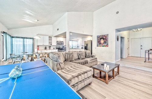 Winchester Villa | Fantastic 5-bedroom villa with pool in lively Las Vegas