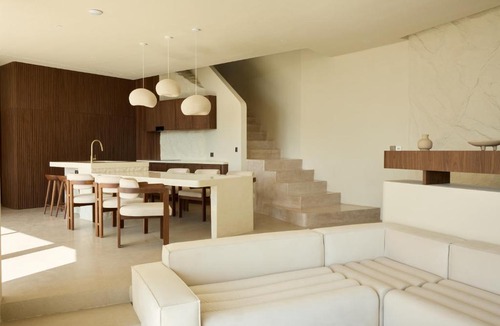 Pecatu Hotel | Fira Uluwatu