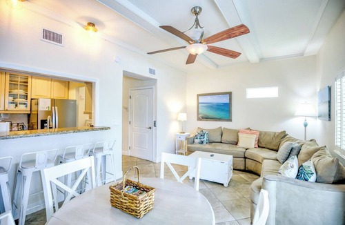 Florida Keys Villa | Florida Keys, private wellness enjoyment with private hot tub and plunge pool