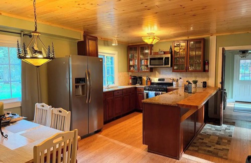 Eagle Bay Cabin | Fully Renovated in 2026! 4 Bedroom 3 Bath Cabin w/Beach Rights down the Street!