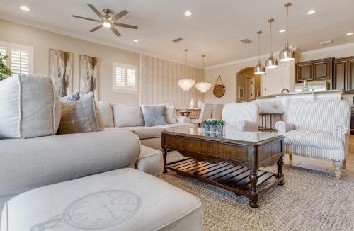 Bay Lake House | Galactic Getaway Villa