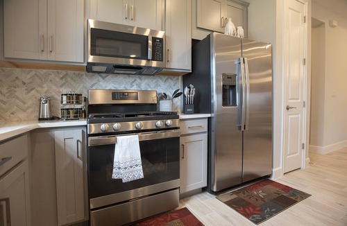 Braden River Villa | Gorgeous 2 bedrooms/02 Bath + Den Villa at Esplanade at Azario Lakewood Ranch
