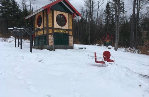 North River Cabin | Gorgeous Mountain Top Cabin with Beautiful Views