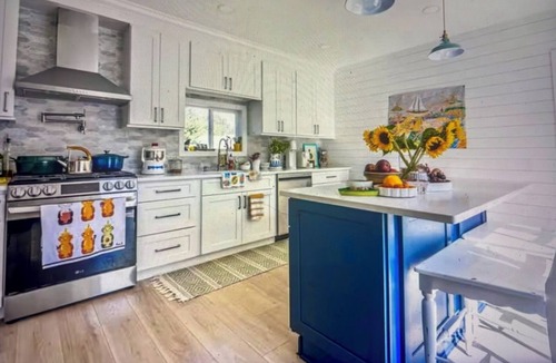 Pipes Cove House | greenport pool retreat! 4 bedroom home dog friendly! & fully fenced