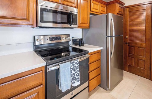 Avalon Villa | Hamilton Cove Ocean View-Boho Chic Villa w/Cart