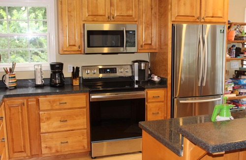 Arley House | Hannah's Hideaway-3 Miles To Stores, Restaurants, Sleeps 16, No Steps To water!