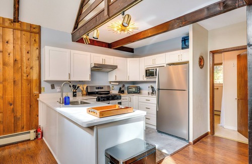 Woodsville House | Haverhill Mtn Retreat w/Deck: Hike, Ski & Relax