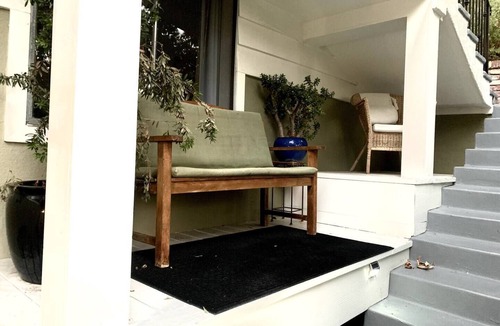 Rossmoyne House | Hidden Gem! 2BR Guest House Near LA, Glendale & Universal