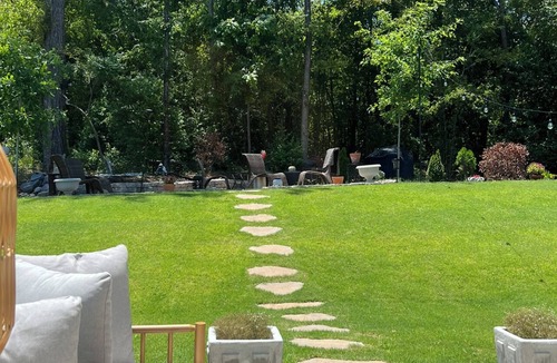 North Augusta House | Hillside View! 5 miles from Masters