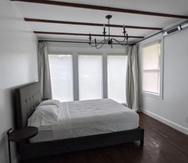 Goshen Apartment | Historic Barn - 2 Bedroom Apartment Close To Legoland NY