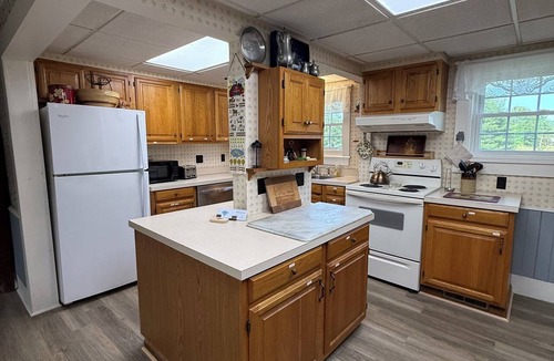 Danville House | Hubbard Boyle Way an authentic Vermont Farmhouse Retreat in North Danville