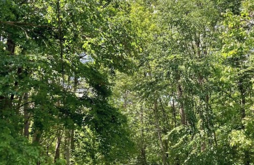 Jaffrey House | John's Mountain Hideaway