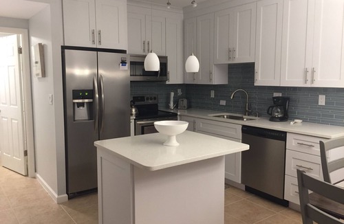 Jupiter Villa | Jupiter Bay Villa First Floor Walk to Beach
