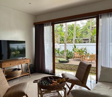 Melayang Villa | Kamanila Villa 2