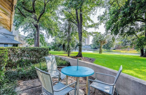 Arcadian Shores Villa | Kingston Plantation - 2 Private Patios & Lake View - Myrtle Beach-Gated Beach Fr