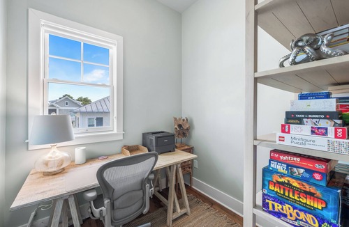 Cottage District House | Lake District Luxury: 6-Bedroom Retreat with WaterColor Beach Club Access, Bikes, and Electric Cart!