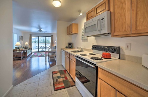 Bolton Landing Apartment | Lake George Getaway w/Mountain + Water Views