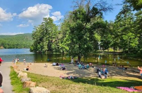 Lake Luzerne-Hadley House | Lake Luzerne House Sauna, Hot Tub, Walk to Beach