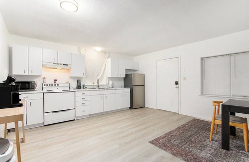 Harbert Apartment | Lake-Side Retreat | Beaches | Wineries
