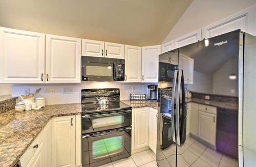 Bolton Landing Apartment | Lakefront Bolton Retreat w/Balcony + Views!