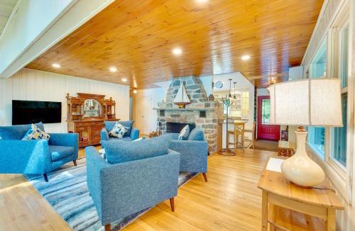 Brewster House | Lakefront Brewster Vacation Rental w/Private Dock