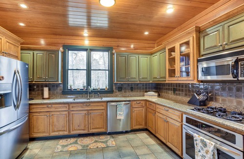 Mentone Cottage | Lakefront Custom-built Mentone Home: Game Room!