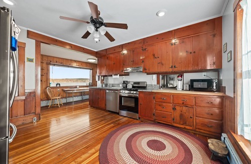 Lochmere House | Lakefront Getaway w/Firepit & Mountain Views
