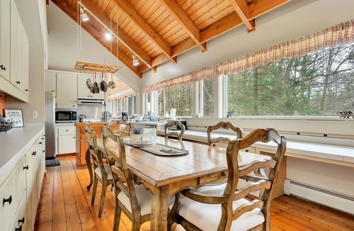Hadley House | Lakefront Home on Great Sacandaga