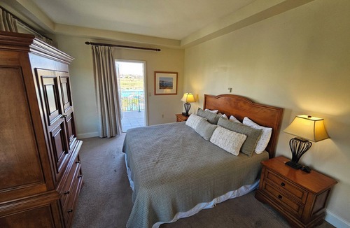 Lake Las Vegas Condo | Lakeside 3 Bedroom Condo, Montelago Village, Lake Las Vegas