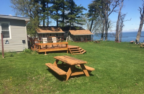 Schuyler Falls Cottage | Lakeside Cottage #303 at Valcour Cottages