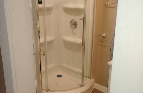 Marlborough Apartment | Large 3BR Apartment in Marlborough NH: Sleeps 8-10: Close to Keene!