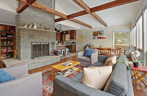 Oak Hill House | Large Catskill Mountains/Hudson Valley country house, relaxing gathering space