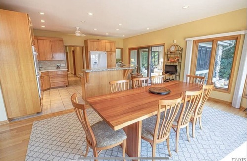 Skaneateles House | Level Lakefront less than 2 miles to the village of Skaneateles