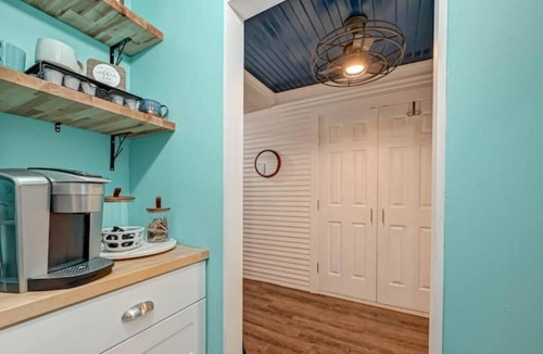 San Leon House | Little Marlin by the Bay Getaway!