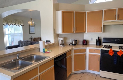 Crescent Lakes Villa | Lovely 3 Bedroom 2 Bath Villa
