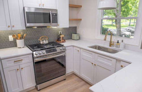 Wallkill House | Luxe Waterfront Retreat w/Infrared Sauna & Red Light. Near New Paltz