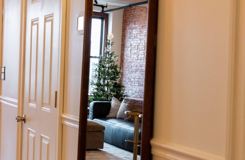 Utica Apartment | Luxurious 2 BR Loft
